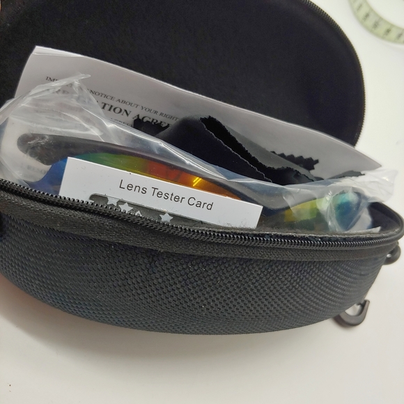 NEW Bell + Howell | Tac Polarized Glasses + Case - Picture 7 of 8